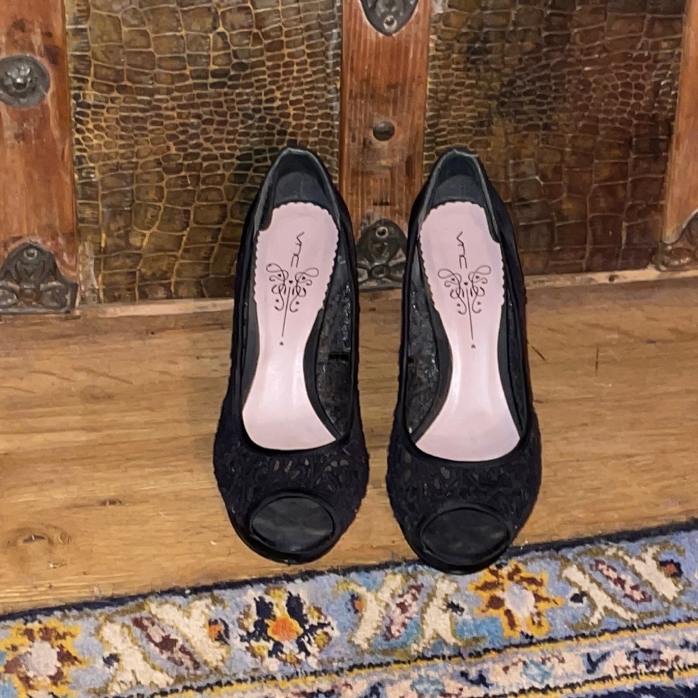 VNC peep toe high heels